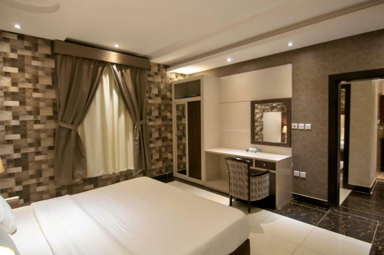 Elite Suites Hotel - Al Muruj 利雅德 外观 照片